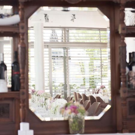 Cristall Hotel Вагойзель Екстер'єр фото