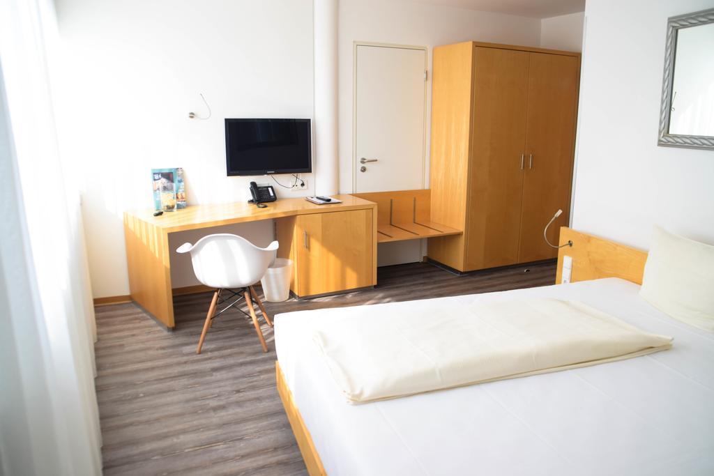 Cristall Hotel Вагойзель Екстер'єр фото
